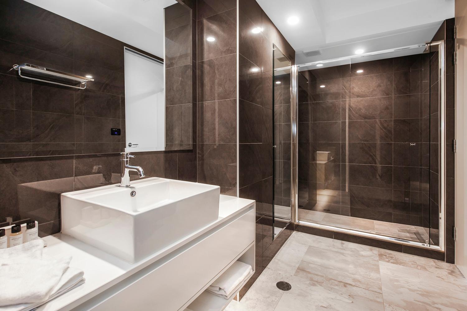 Suite Steam Room