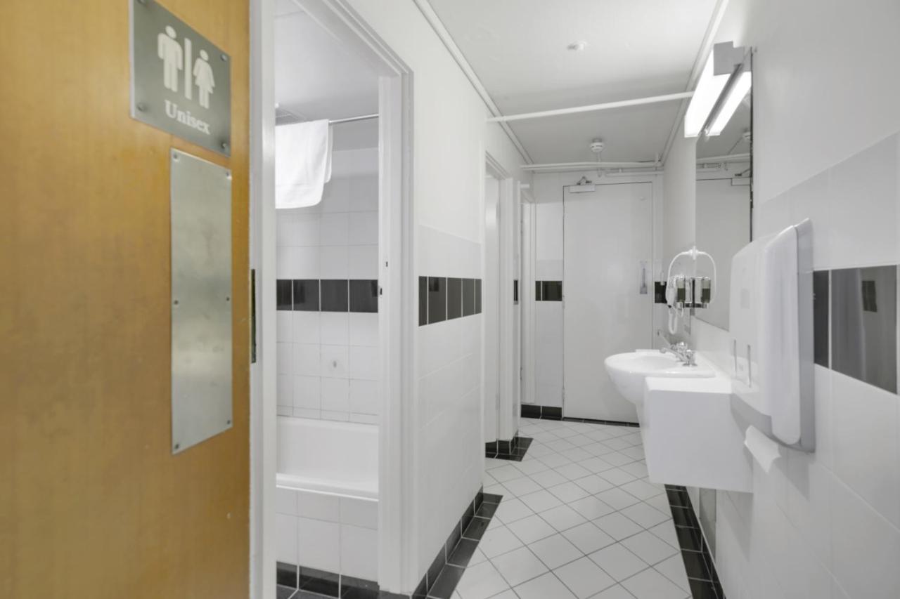 Single Room with Shared Bathroom