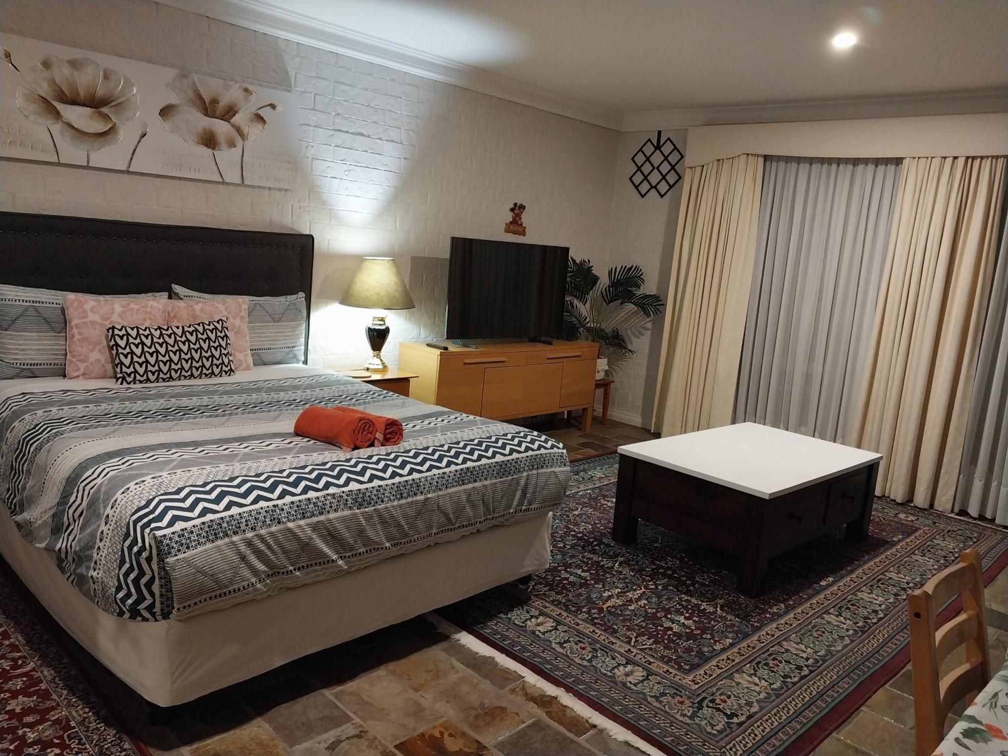 King Room Lake View