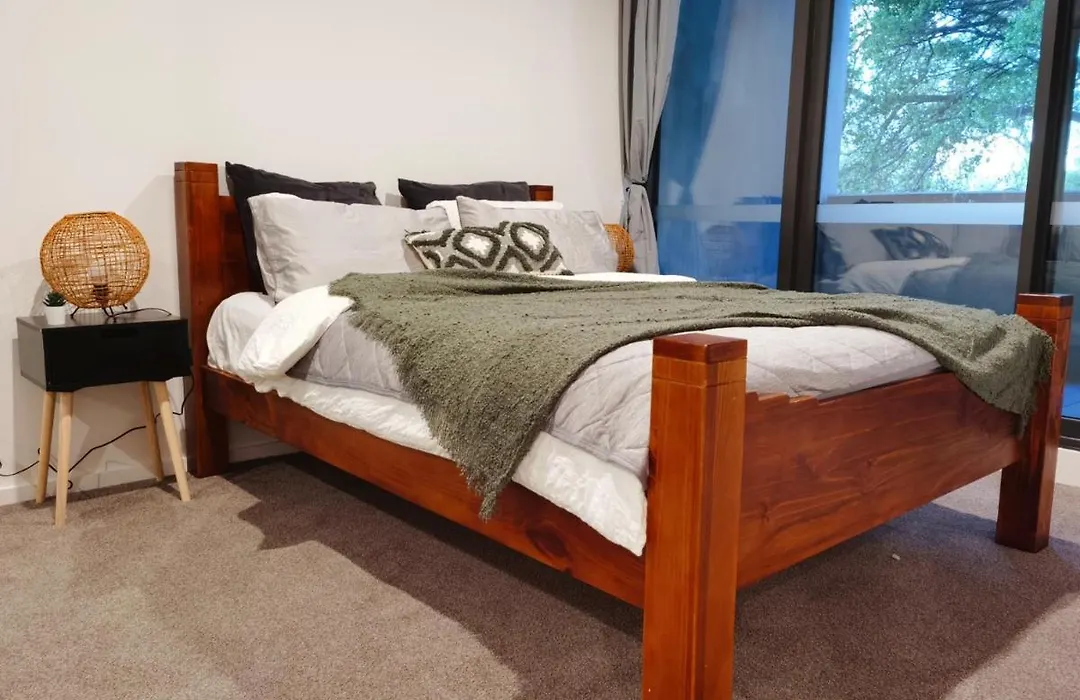 Brand New Luxe Sol Canberra Cbd One Bedroom Apartment-1