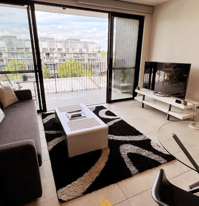 Stylish, Modern, Cute As A Button - Braddon Cbd-1