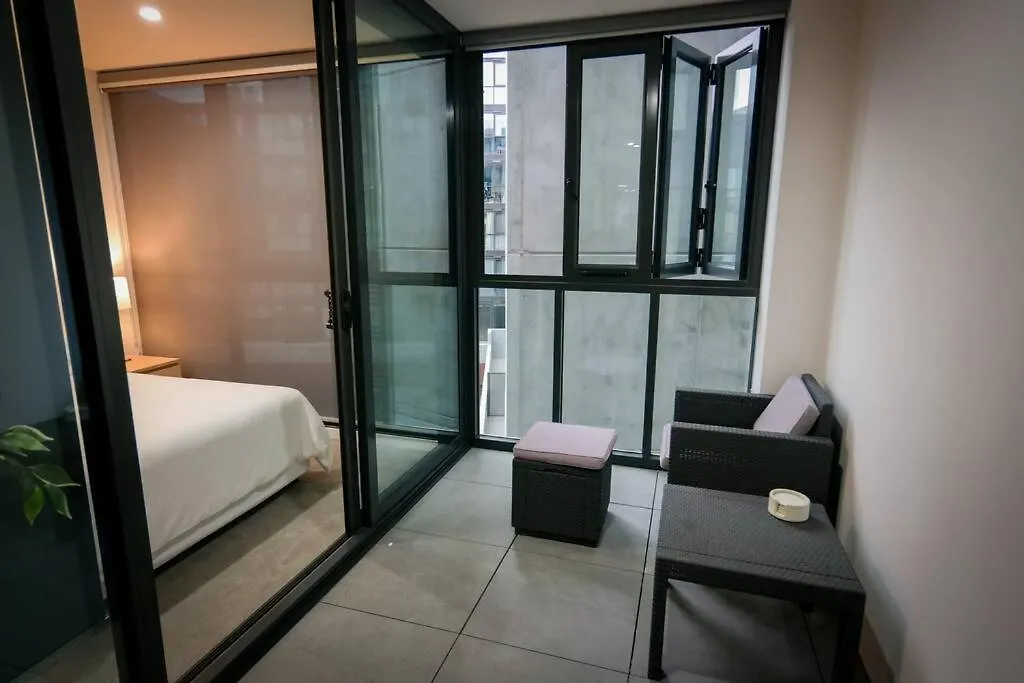 Braddon 1Br Apt, Wifi, Secure Parking, Amazing Location-1