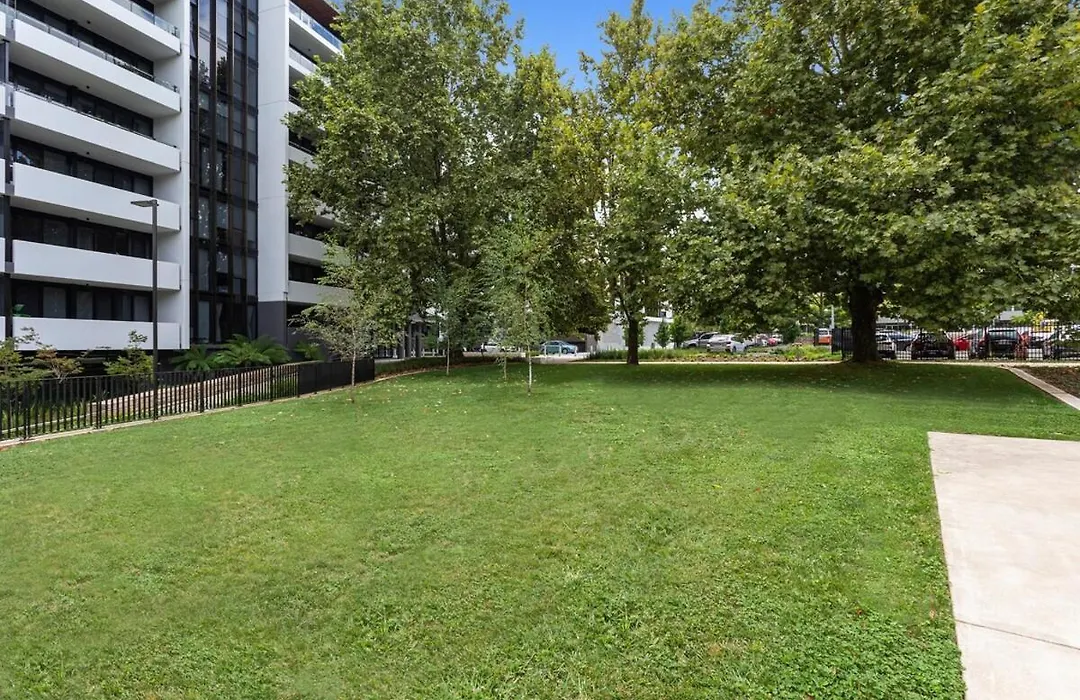 Perfect Location With 5 Star Amenities-1