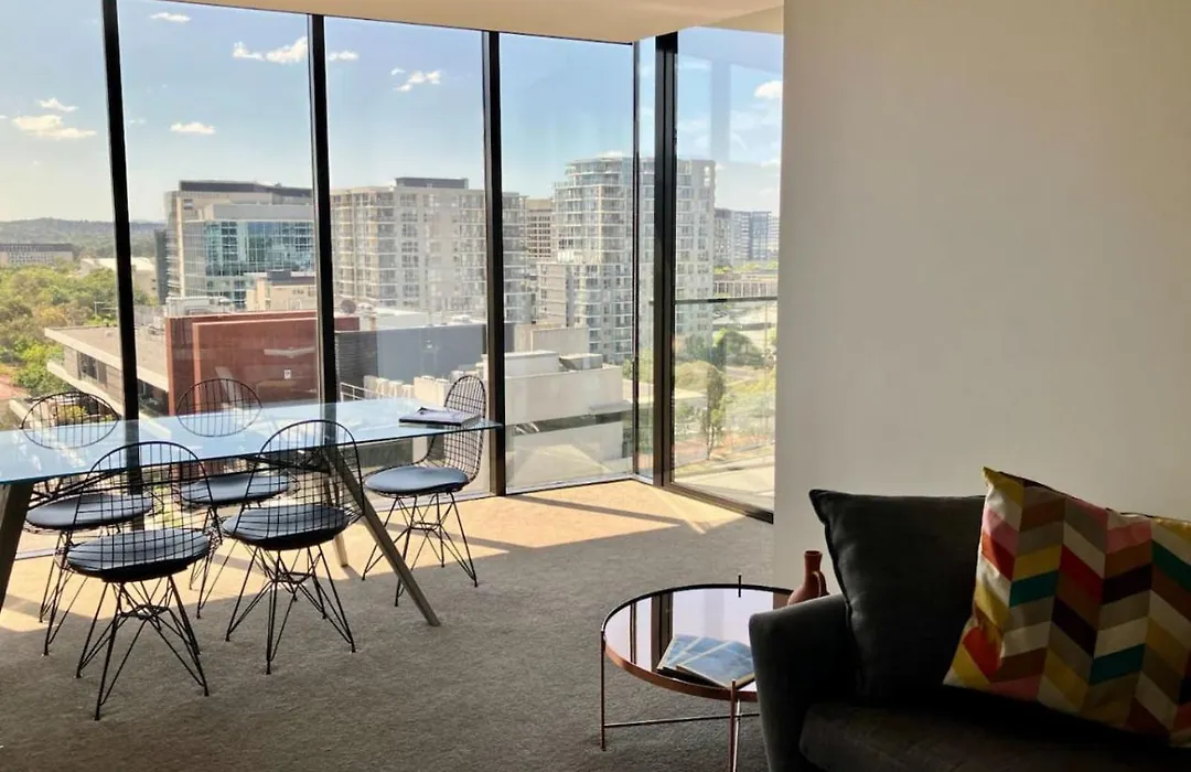 Sky-High Apartment Near Anu And City - Hosted By Canstay-1