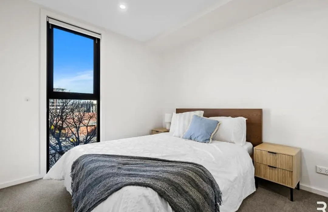 Braddon-Cbd-2 Bedroom Apt-1
