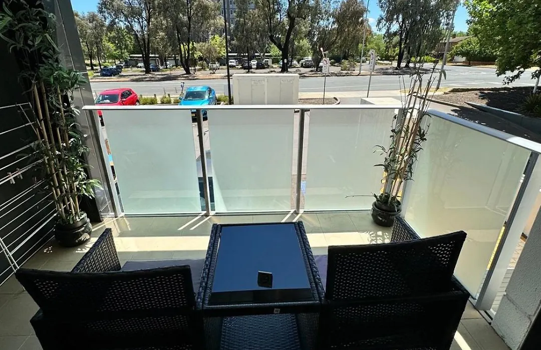 Braddon 1Bd - Walk To Tram - Gym - Free Parking-1