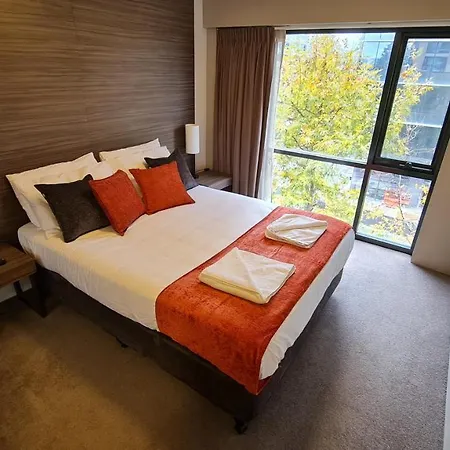 2Br 2Bath L4 Executive Apartment, In City Centre-3