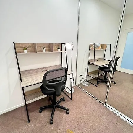 Bright 1Bd With Private Office - Braddon-2