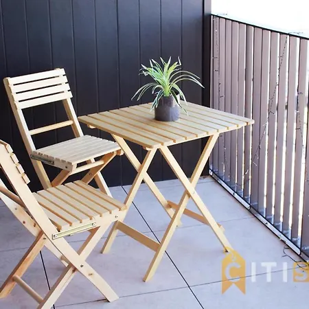 Stylish, Modern, Cute As A Button - Braddon Cbd-3
