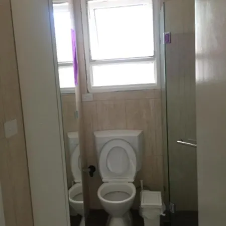 Dana-Private Room In A Shared House-Close To City & Anu-3-3