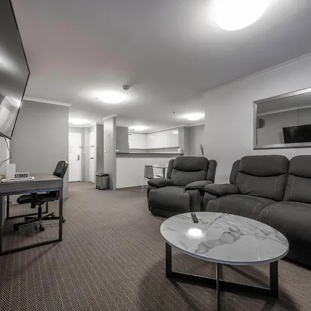 The Capital Dip Pool, Gym & Braddon Living Free Parking-2