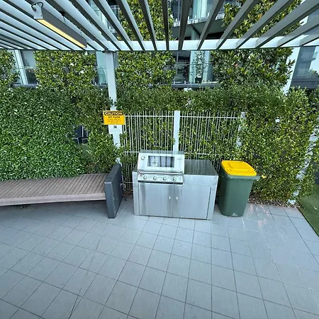 Manhattan Luxe Views L14 Pool Spa Gym 1Br 1 Bath 1 Secure Parking Central City-2