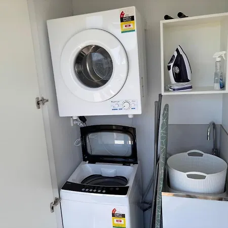 2Br-2Br-2Cars -Cbd-Pool-Sleeps 6-3