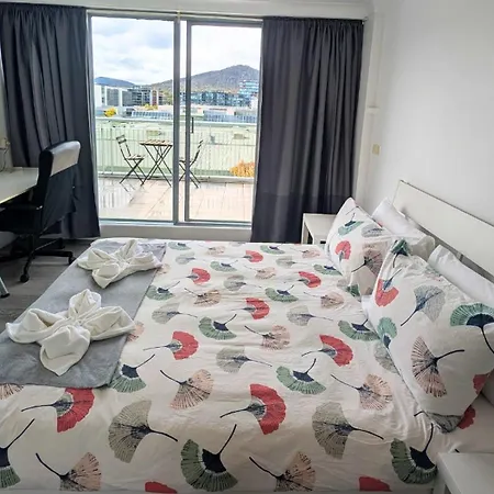 Dana-Cozy Private Room In Shared Central Apt-Rm 2-2