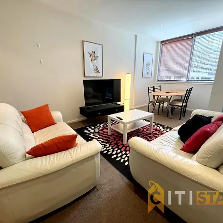 Stylish Split-Level 1Bd - Pool & Sauna, Near Anu-3