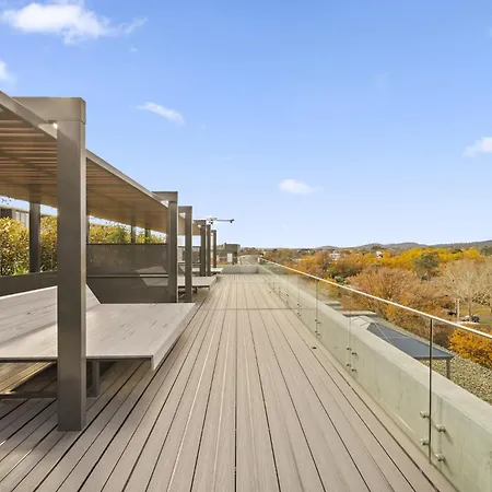 Sleek Inner-City 2-Bed With Swimming Pool & Bbq-2