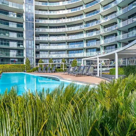 Fabulous 2Br 2Ba Apartment In The Central District-2