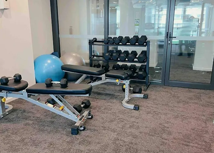F15Th 1Br City Apt-Parking&View& Homey Canberra