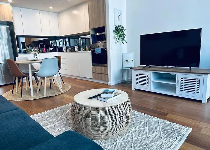 Garden View 1Bd Apt @Cbd Free Parking Canberra