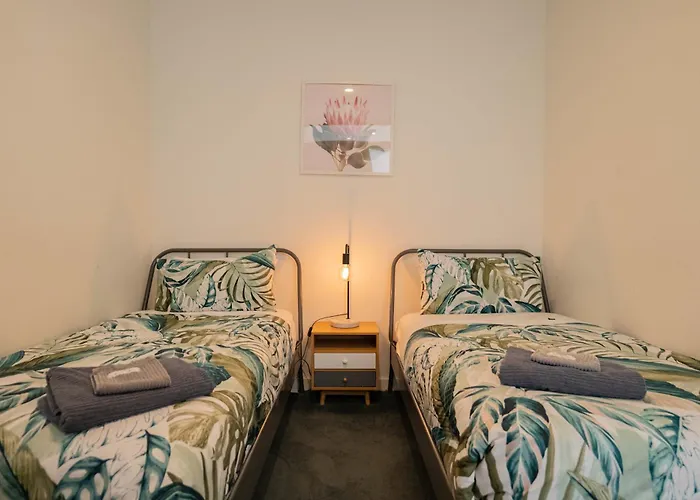 2 Bedroom Family Business Friendly Cbd Anu Canberra
