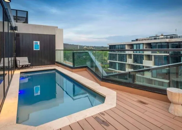 Metropol - Cbd Pool Sleeps 7 Apartment Canberra