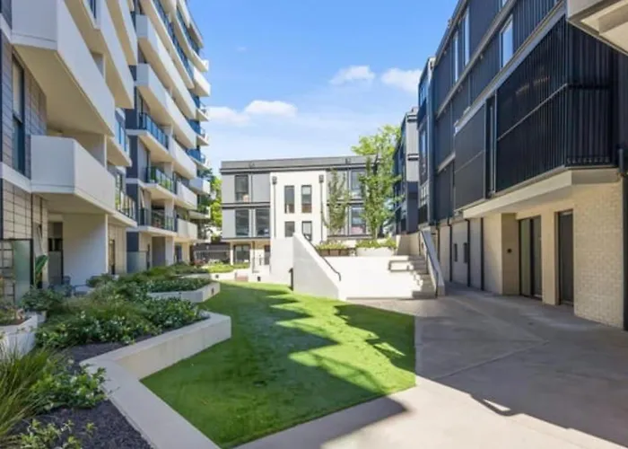 Braddon-Cbd-2 Bedroom Apt Canberra