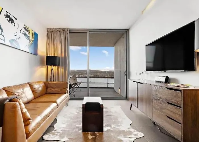Nishi-Execs Couples And Family Retreat Apartment Canberra