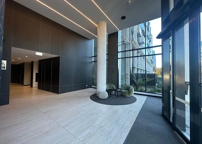 Prime Cbd 3Br 2 Free Parking Apartment Next To Canberra Centre