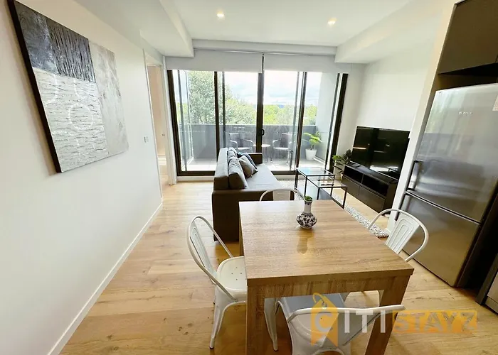 Lavish In Lyneham - 2Bd 1Bth Apt Canberra