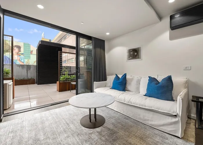 Braddon Studio: Parking & Bbq Canberra