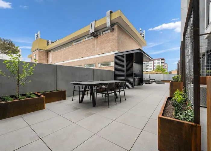 Braddon Studio: Parking & Bbq Canberra