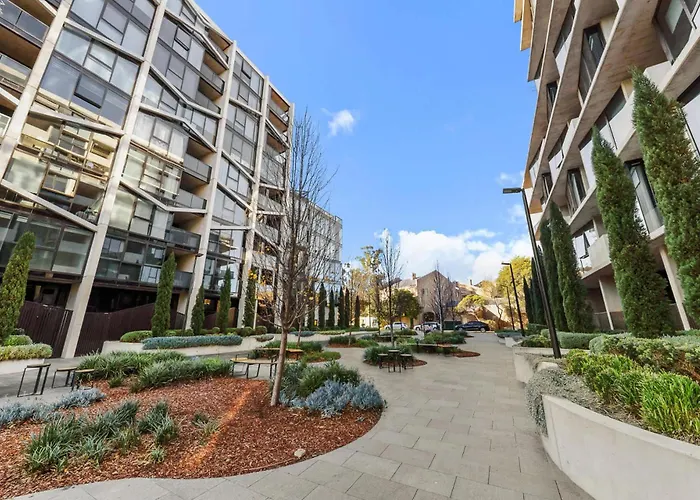 Central Cbd - Parking - Sleeps 4 Canberra