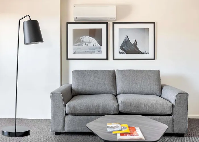 Mantra On Northbourne Aparthotel Canberra