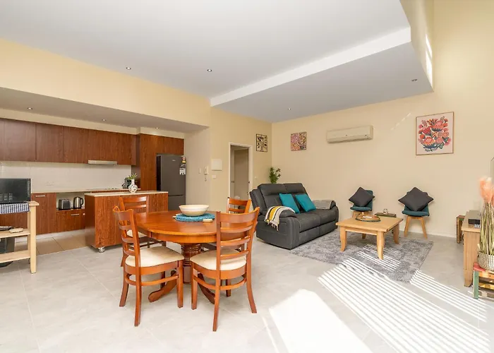 Absolutely Spacious Apt Unit Between Anu And City - Hosted By Canstay Canberra