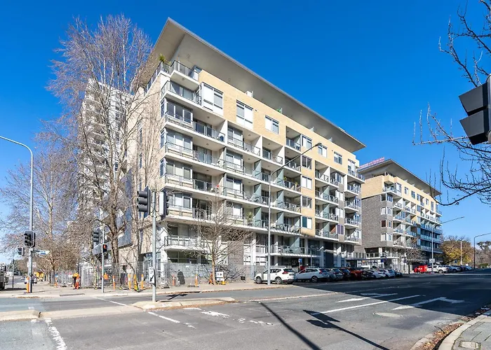 Absolutely Spacious Apt Unit Between Anu And City - Hosted By Canstay Canberra