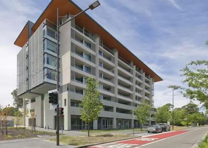 Homely Modern Apt Between The Lake And City - Hosted By Canstay Canberra
