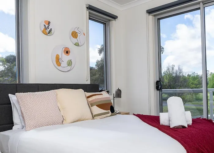 3Br Modern Apt Prime Location 7 Mins To Cbd - Hosted By Canstay Canberra